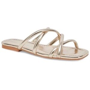 Dolce Vita Lulani Sandal in Gold